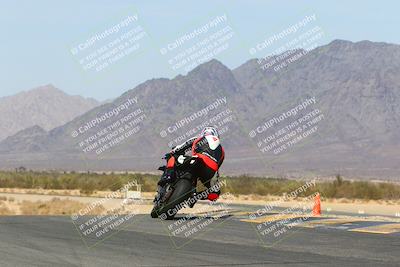 media/Mar-21-2022-Moto Forza (Mon) [[4127b7cc51]]/A Group/Session 4/Turn 9 Backside/